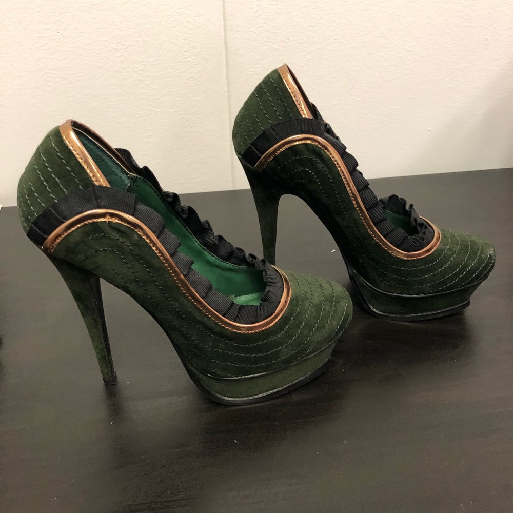 Green Heels